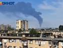 Столб дыма видно из всех уголков Волжского: большой пожар полыхает в городе-герое