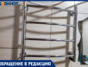«Пусть пока будет так»: в Волжском пенсионерка осталась без тепла на полгода