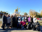 В Волжском 50 ветеранов вышли на уборку аллеи, посвящённой участнице Сталинградской битвы