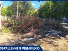 В 2-месячном сухостое в пожароопасный сезон утопают дворы в Волжском 