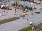 Появилось видео ДТП в Волжском - от удара машину подкинуло