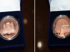 Волжанам показали эксклюзивные монеты отчеканенные к 80-летию Сталинградской Победы