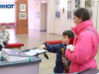 Что происходит на избирательных участках в Волжском в третий день голосования: видео