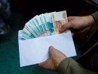 Житель Средней Ахтубы получил от друга 1,5 миллиона за обещание "замять" уголовное дело
