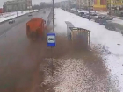 Как убирают дороги в Волжском: нанотехнологии