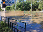 На затопленном из-за аварии перекрестке заменят поливочный трубопровод за 1,8 миллионов рублей