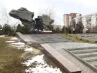 Сквер у памятника воинам-интернационалистам привели в порядок в Волжском