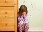 В  Волжском судят извращенца, склонившего 9-летнюю девочку к оральному сексу