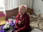 Ветеранов Сталинградской битвы поздравил областной депутат от Волжского