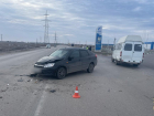 Женщина пострадала в аварии с маршруткой в Волжском: подробности