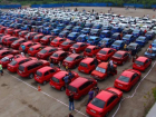 Владельцев синих, красных и белых авто пригласили выстроиться в форме триколора в Волжском 