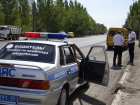 Двое молодых воров сознались в сериях краж из автомобилей в Волжском