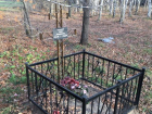 На волжском кладбище домашних животных стоит памятник мужчине