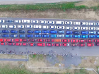 Флешмоб в Волжском, когда автомобили выстроились в российский триколор, сняли с высоты птичьего полета 