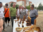 Глава Волжского присоединился к празднованию Дня соседей