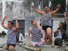 Десантникам запретили купаться в фонтанах Волжского на День ВДВ 