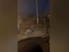 В День матери в Волжском сбили женщину: видео