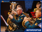 Сердце щемит: в Волжском оркестр исполнил музыку военных лет