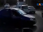 На трассе "Волжский-Быково" водители встали в пробке из-за ДТП