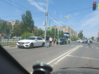Машины разбились у пешеходного перехода в Волжском: очевидцы рассказали о ДТП