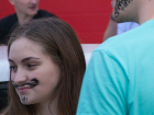 Только одна девушка отважилась принять участие в забеге бородачей в Волжском 