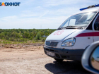 Водитель внедорожника скончался после столкновения с автобусом на трассе в Волгоградской области