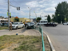 Автоледи в больнице: подробности тройного ДТП на перекрестке в Волжском