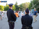 Правоохранительные органы с собаками нагрянули в волжские школы