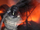 В Волжском неизвестный поджег металлический вагончик 
