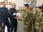 Школьники из Волжского поздравили Росгвардию с 10-летием