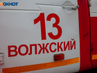В Волжском поздним вечером вспыхнули вещи в кирпичном гараже