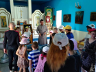 Детям в Волжском устроили экскурсию в храм