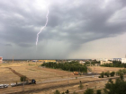 Мощный ливень и грозу спрогнозировали в понедельник в Волжском