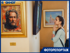 В Волжском проходит выставка "богемного" художника Никаса Сафронова
