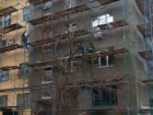 Жители четырнадцати многоэтажек радуются капитальному ремонту в Волжском