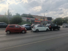 В Волгограде 54-летний водитель устроил массовое ДТП на светофоре