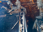 Дом фельдшера сгорел до тла в Волгограде: семья медика с ребенком спаслись чудом
