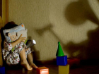 Монстры в шкафу и пугающая темнота: психолог о детских страхах