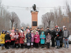 Первостроители и молодёжь Волжского почтили память градоначальника