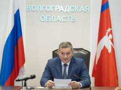 Повреждено здание больницы, выбиты окна и снесена крыша: последствия атак БПЛА в Волгоградской области