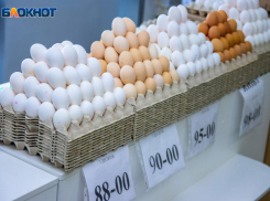 Перед Пасхой на прилавках волжских магазинов подорожали яйца