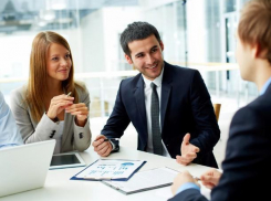 Волжане рассказали, где они проводят важные переговоры