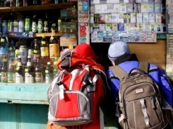 В Камышине несовершеннолетним продают спиртное