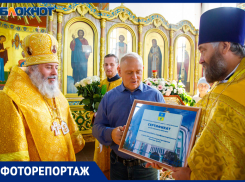 В Волжском отметили 30-летие храма Серафима Саровского: фоторепортаж