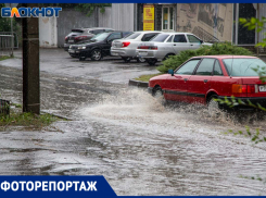Волжский утонул после летнего дождя: фото
