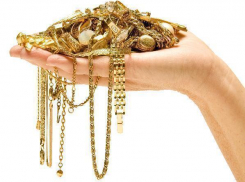 В Ленинском районе 27-летняя селянка обокрала собственную мать-пенсионерку