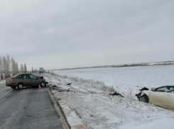 58-летняя женщина скончалась в аварии на трассе под Волжским: видео