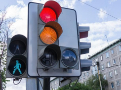В Волжском скоро появятся «умные светофоры»