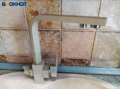 В Волжском отключили холодную воду до вечера: список адресов