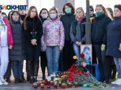 В Волгограде прошел автопробег в память об убитом из-за ссоры в чате Романе Гребенюке